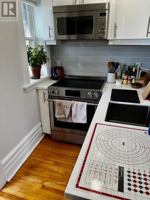 Kitchen with appliances