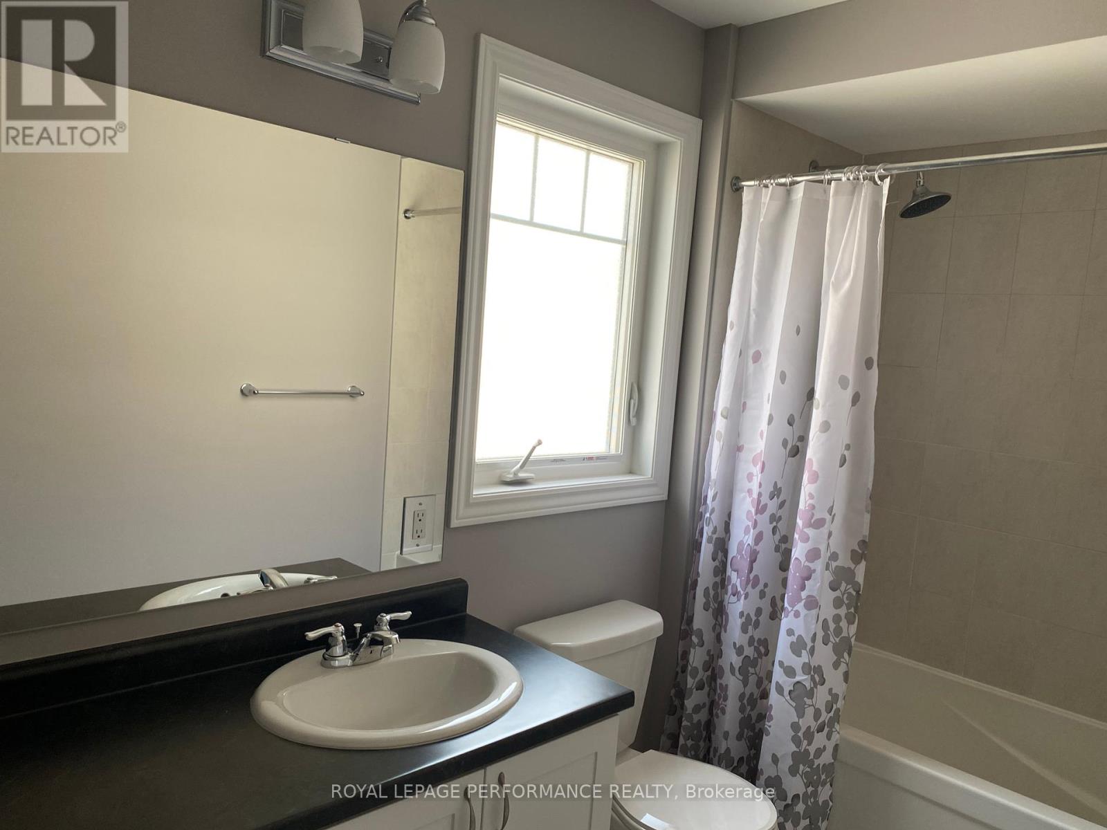 Photo 13 of 108 Helenium Lane, Ottawa ON