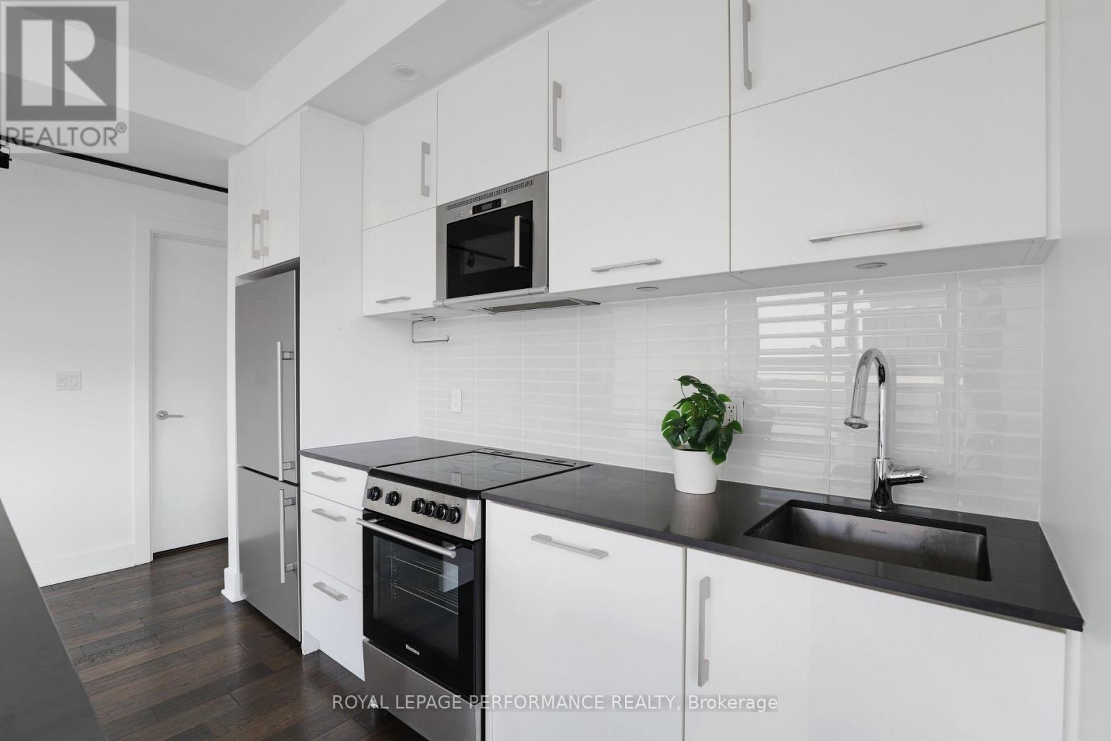 Photo 9 of 1603 255 Bay Street, Ottawa ON