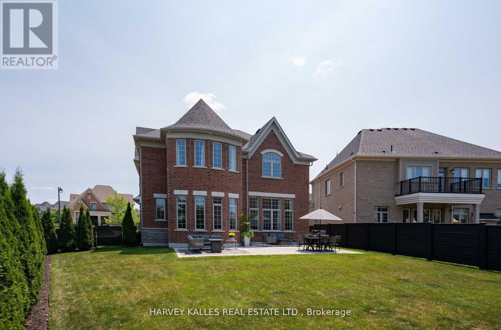 Photo 41 of 4 Larkin Avenue, King ON