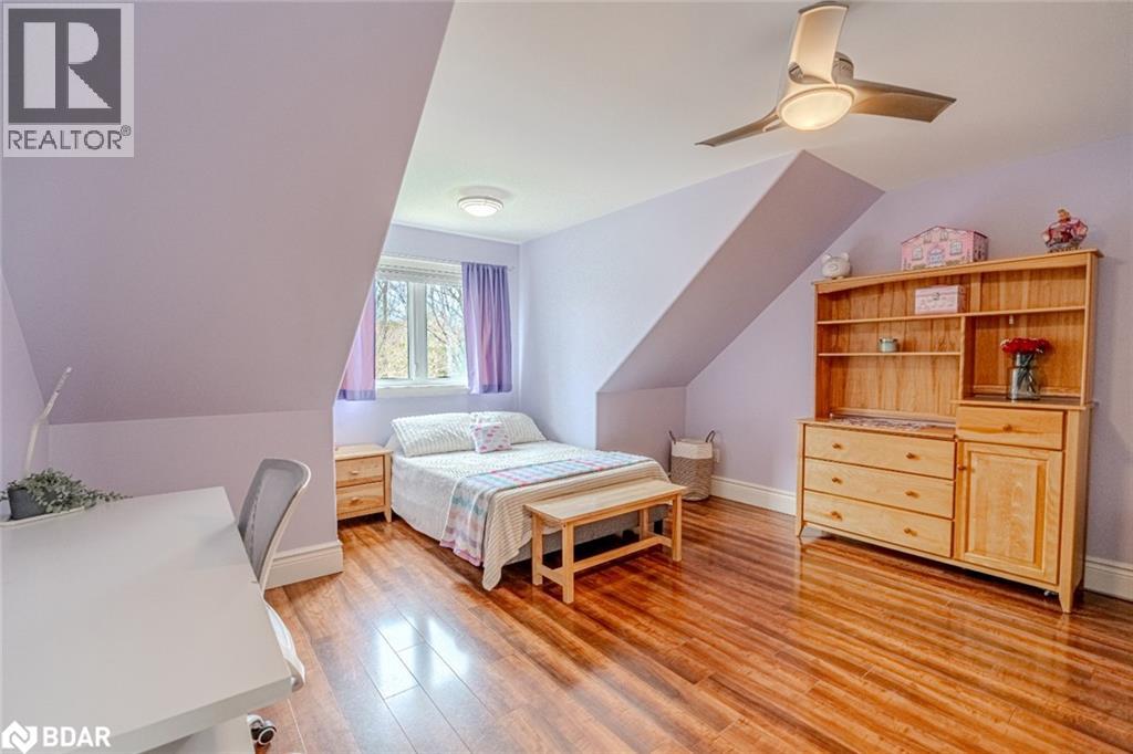 Photo 16 of 2 Sumach Court, Wasaga Beach ON