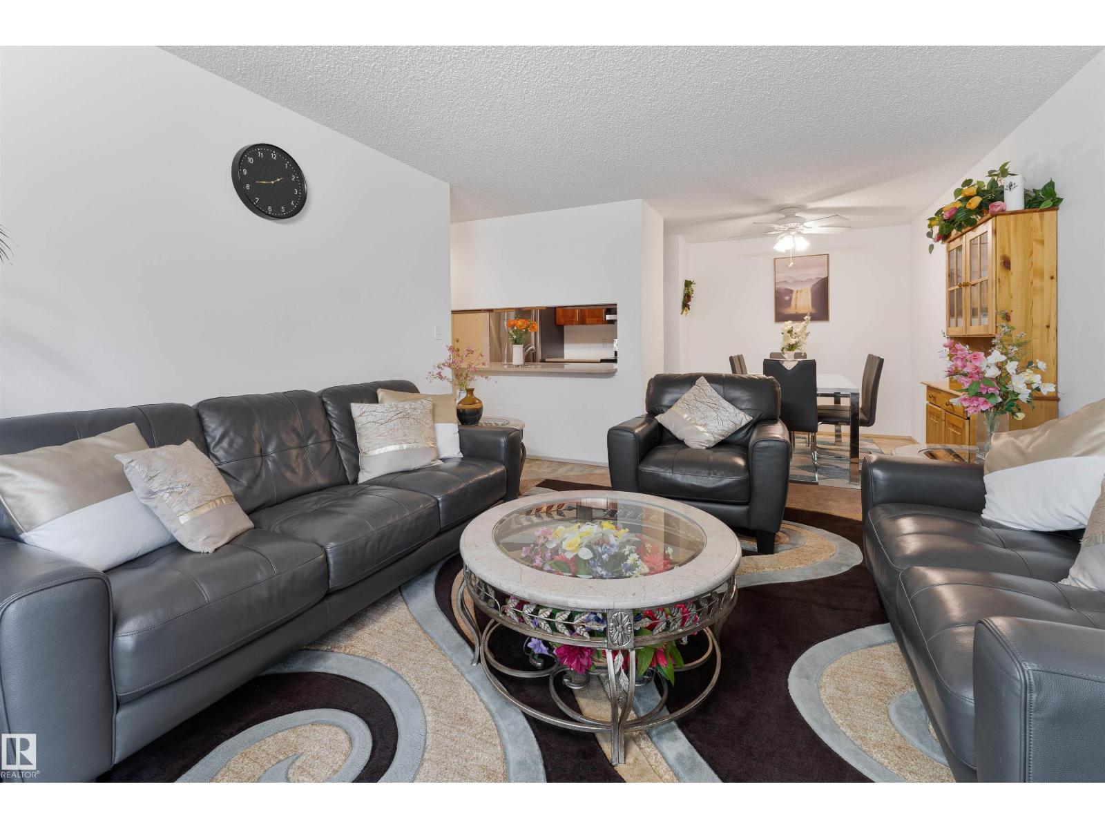 Photo 7 of 204 4220 139 Av Nw, Edmonton AB