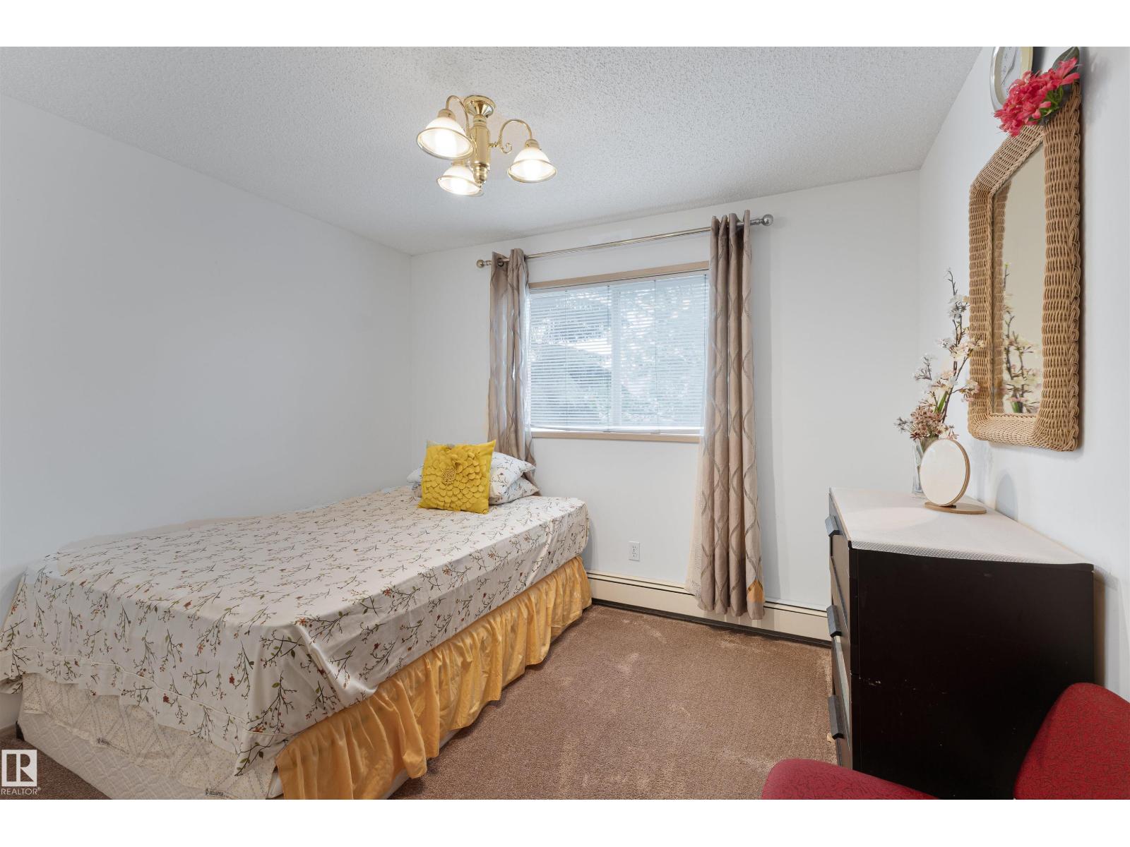 Photo 17 of 204 4220 139 Av Nw, Edmonton AB