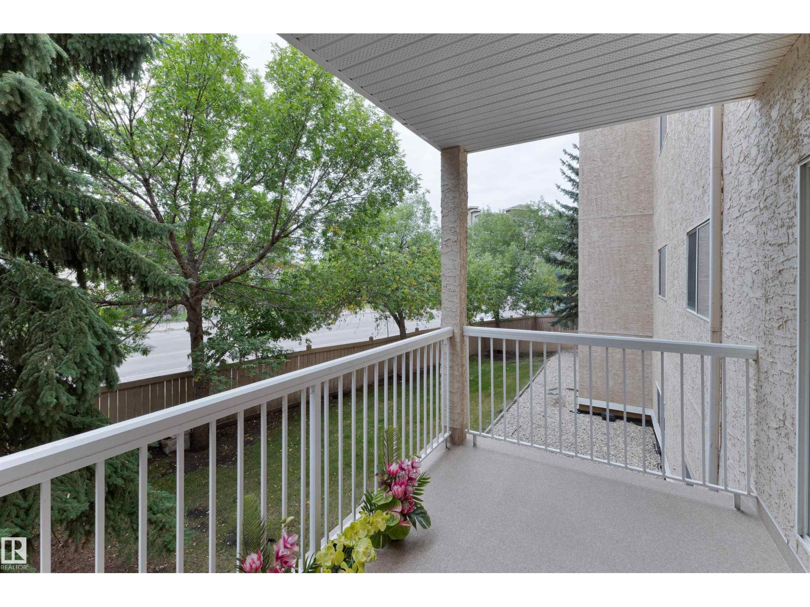 Photo 8 of 204 4220 139 Av Nw, Edmonton AB