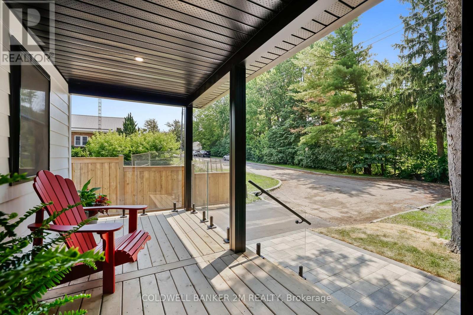 Photo 3 of 128 Buckingham Avenue, Oshawa ON