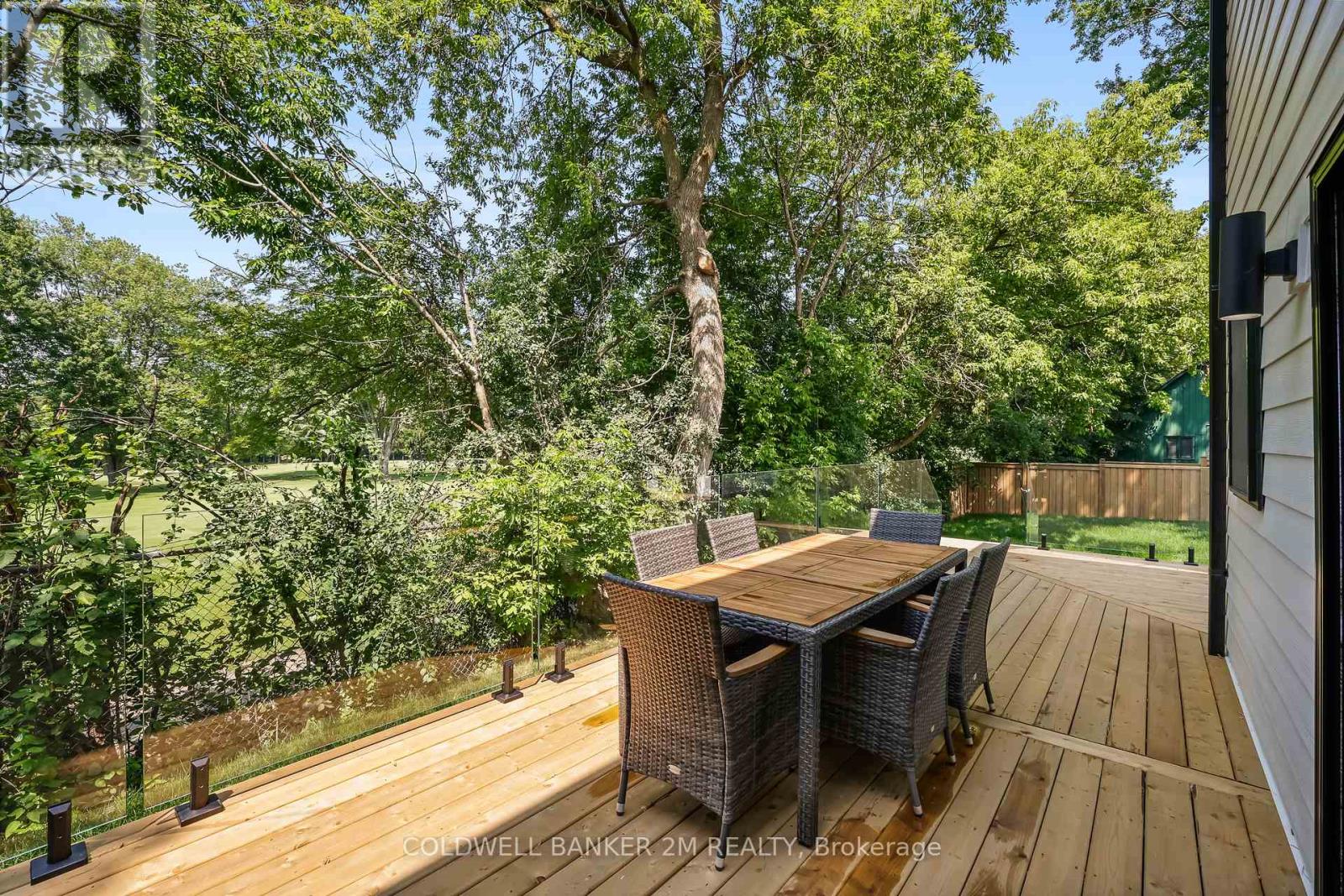 Photo 33 of 128 Buckingham Avenue, Oshawa ON
