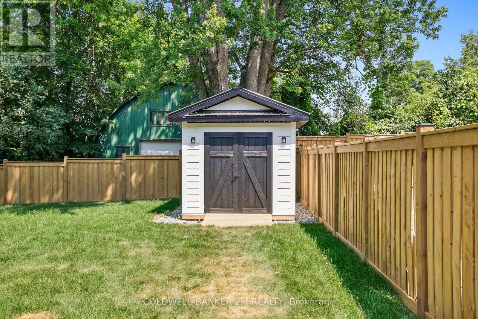 Photo 37 of 128 Buckingham Avenue, Oshawa ON
