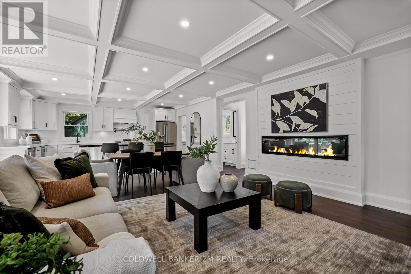 Photo 5 of 128 Buckingham Avenue, Oshawa ON