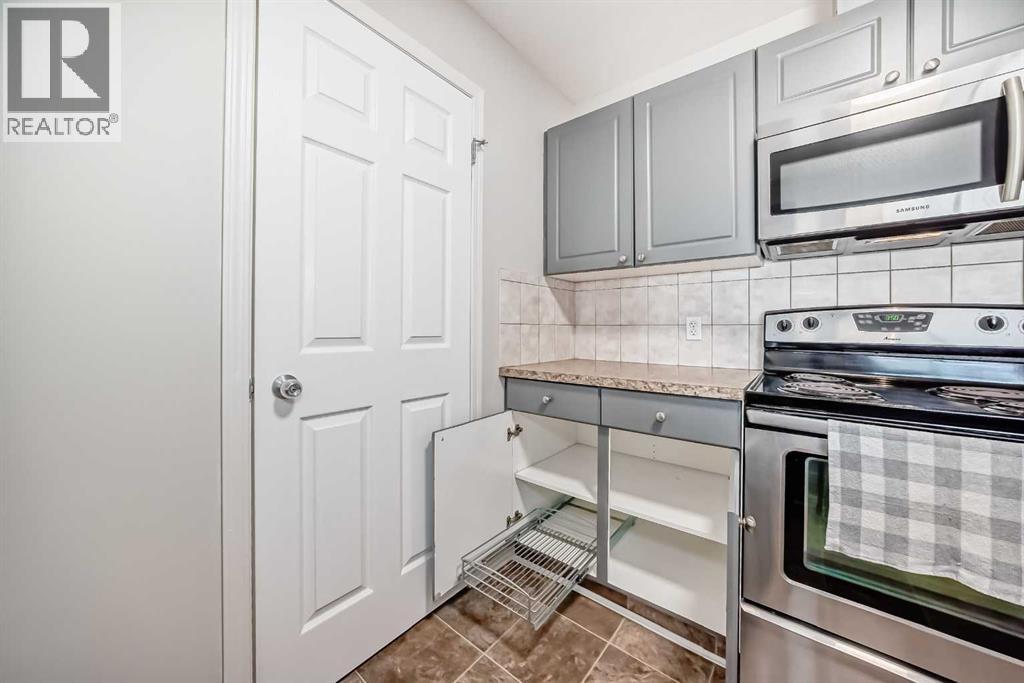 Photo 10 of 312 1010 Railway Street, Crossfield AB