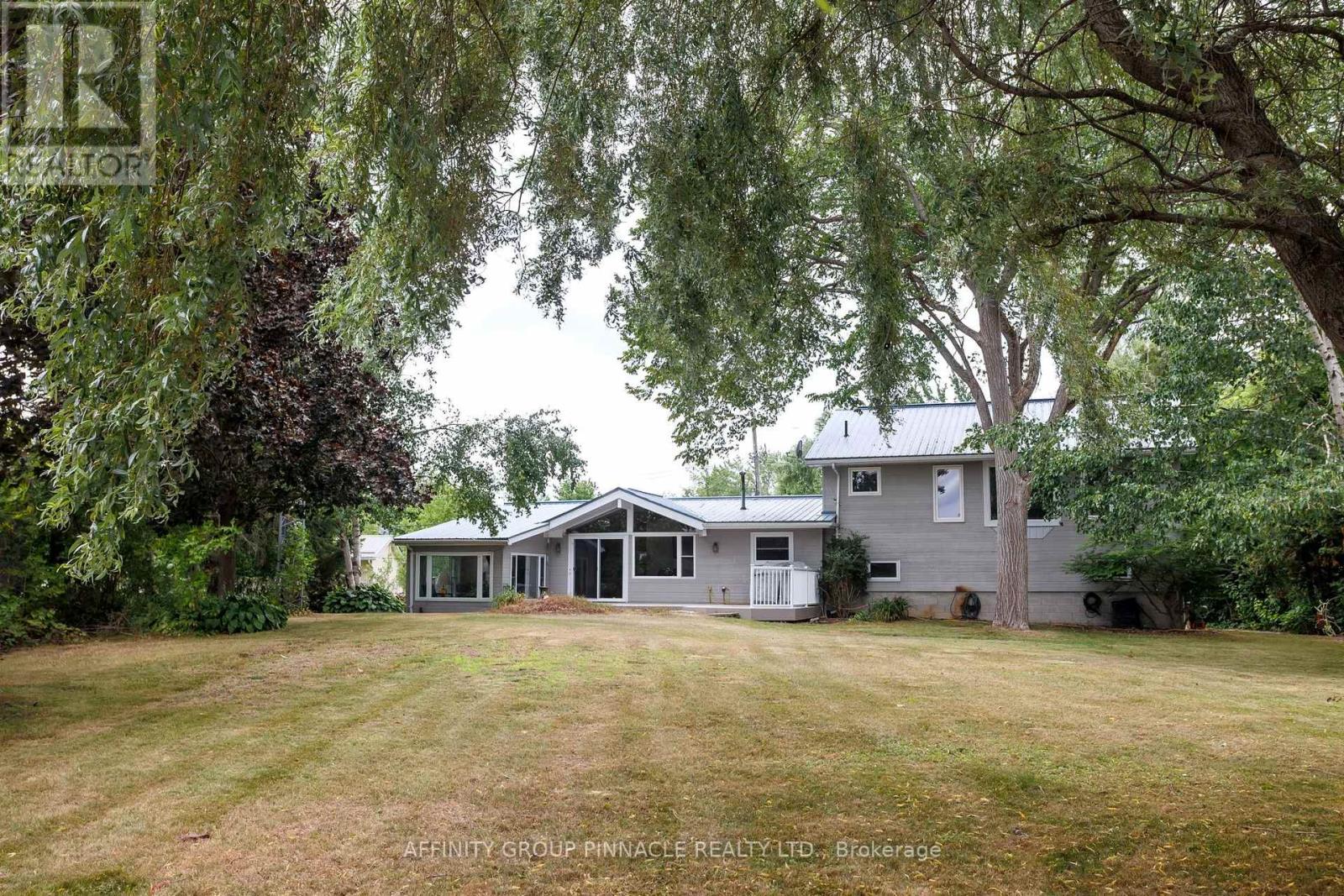 Photo 5 of 1 Beatrice Drive, Kawartha Lakes ON