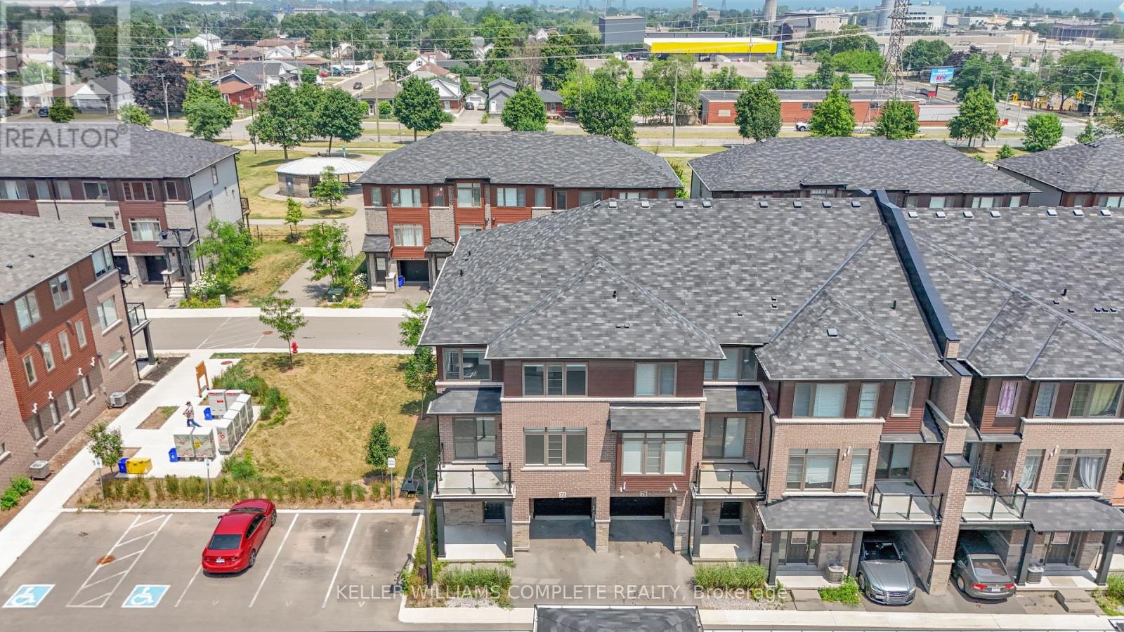 Photo 9 of 72 575 Woodward Avenue, Hamilton ON