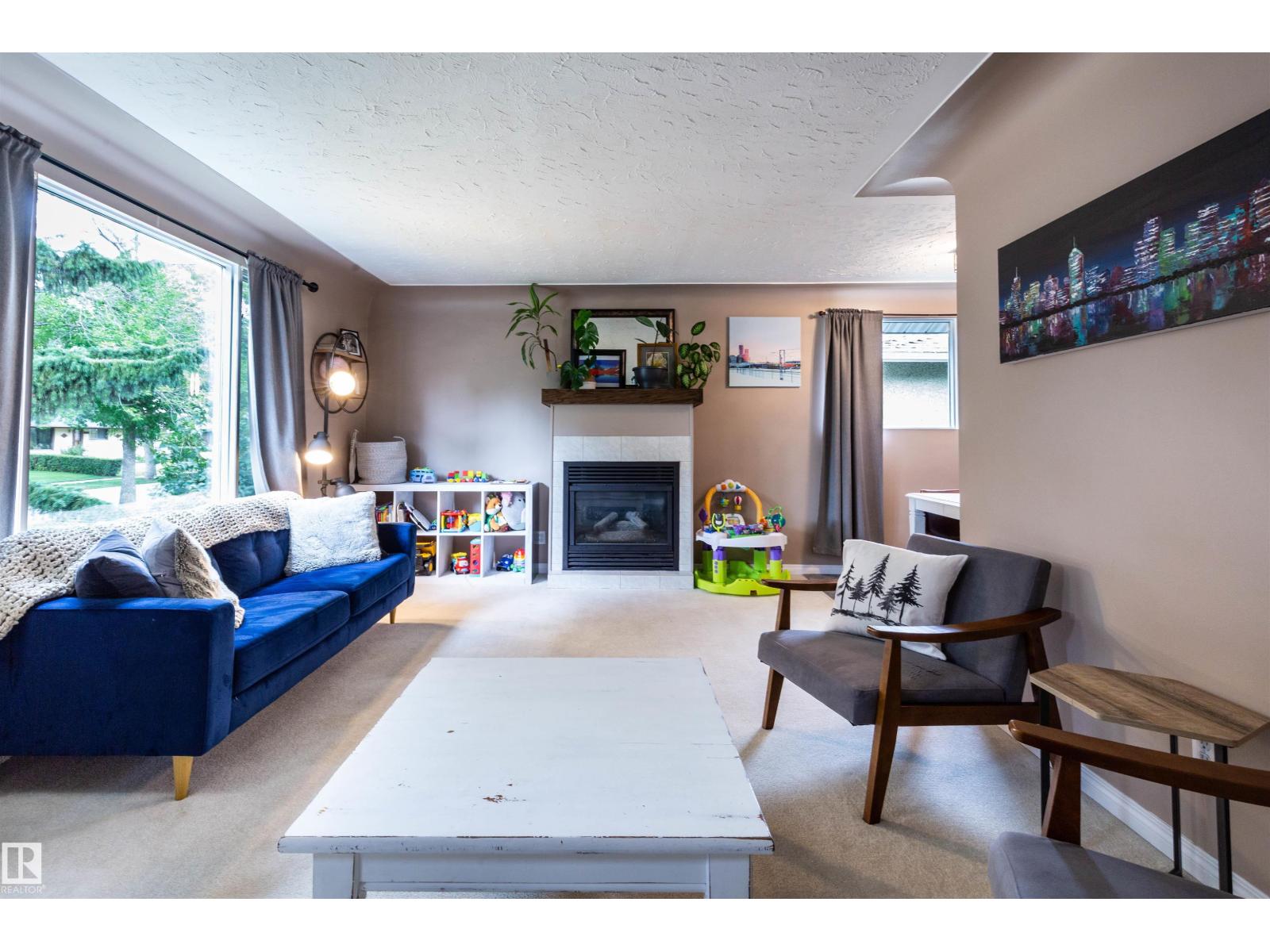 Photo 16 of 12433 134 St Nw Nw, Edmonton AB