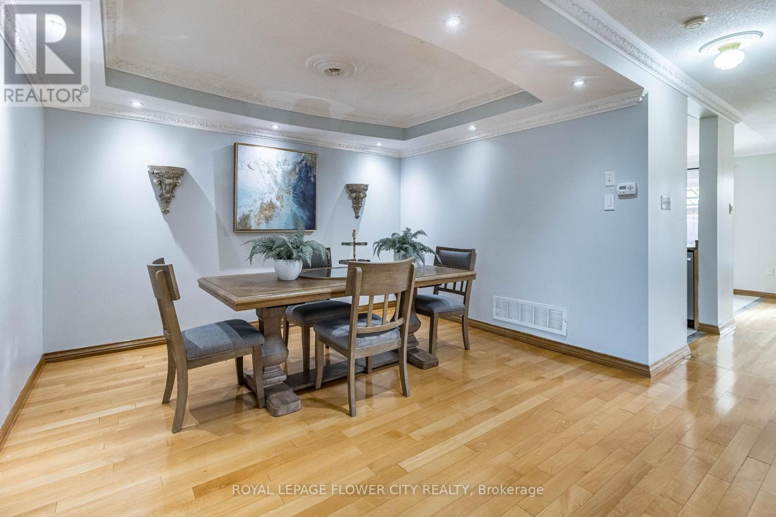 Photo 13 of 51 Blue Whale Boulevard, Brampton ON