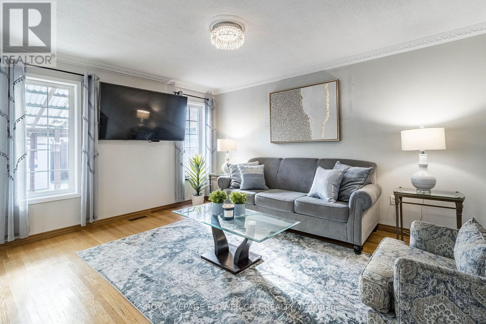 Photo 14 of 51 Blue Whale Boulevard, Brampton ON
