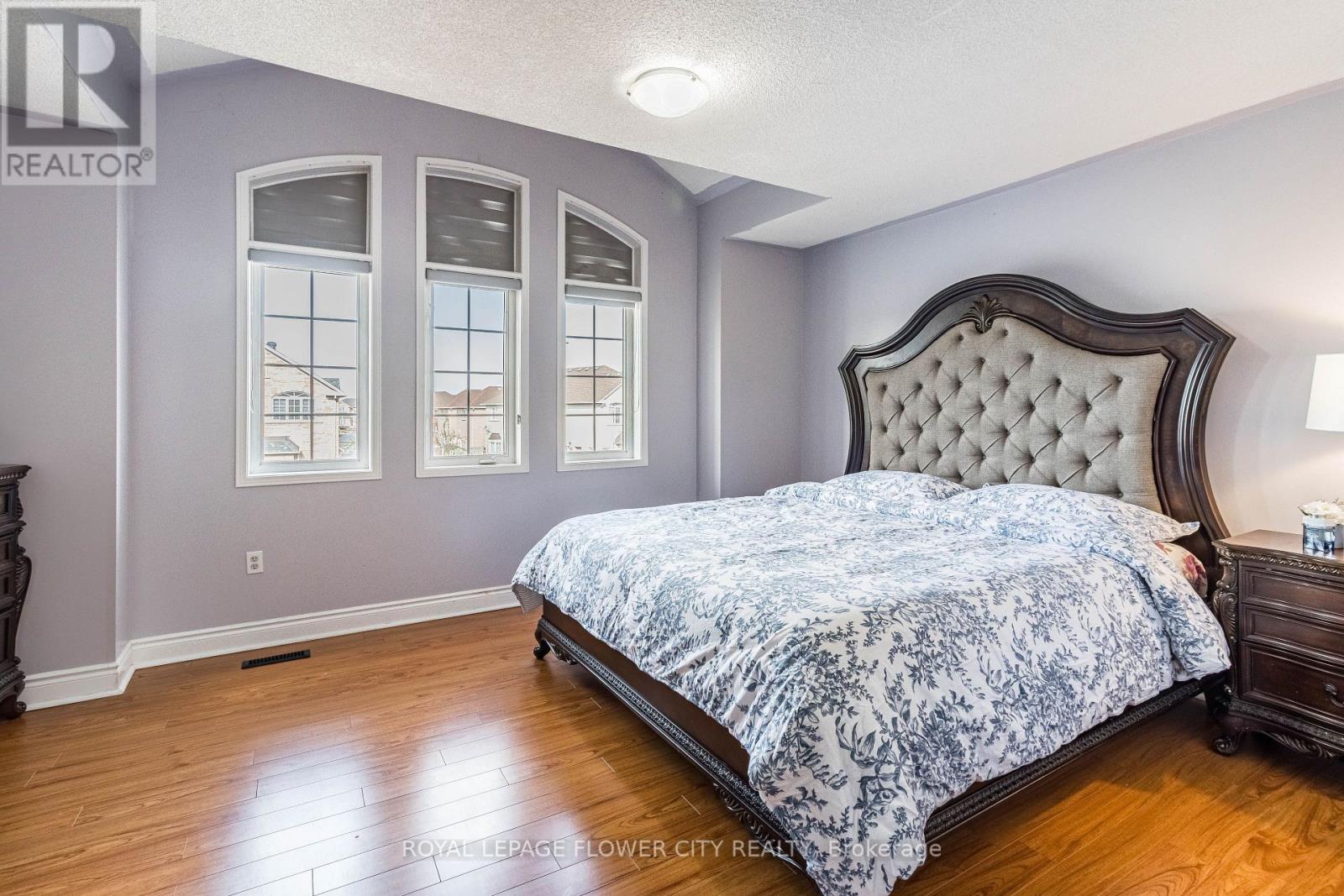 Photo 29 of 51 Blue Whale Boulevard, Brampton ON