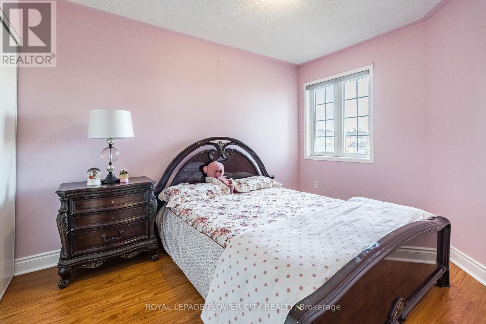 Photo 32 of 51 Blue Whale Boulevard, Brampton ON