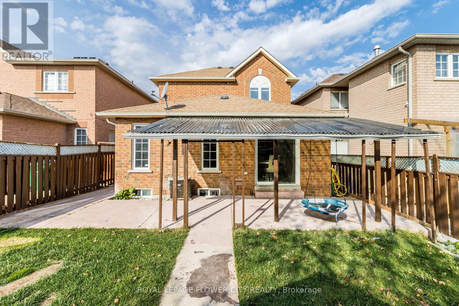 Photo 46 of 51 Blue Whale Boulevard, Brampton ON