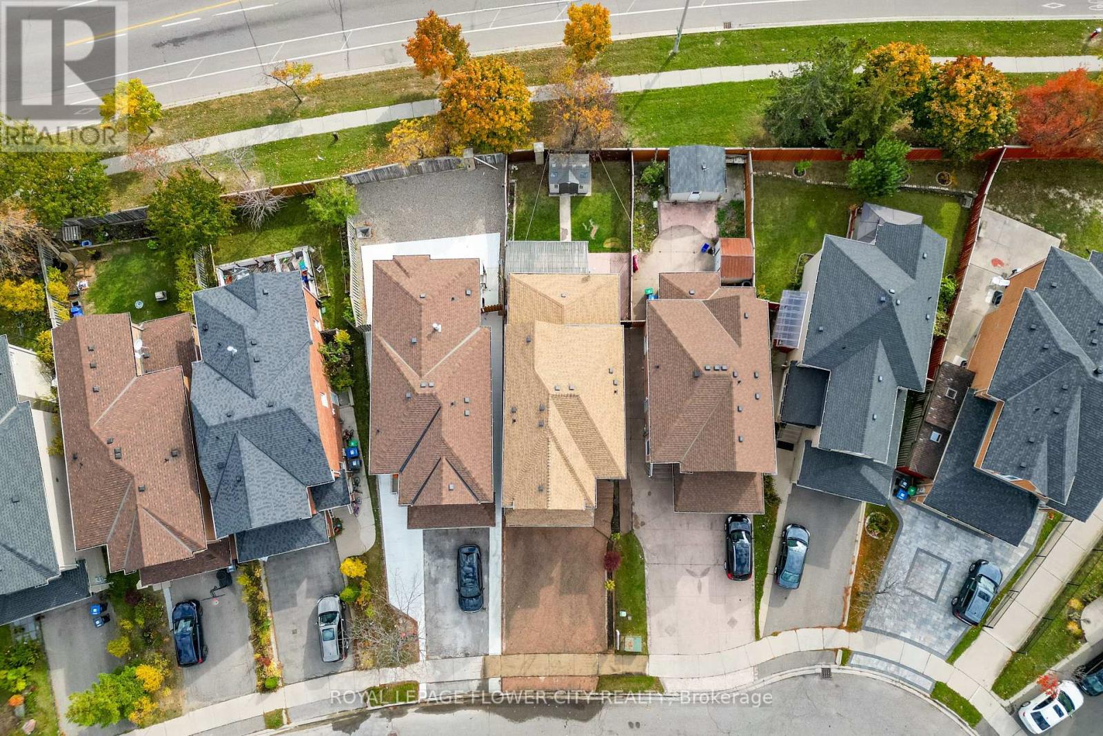 Photo 49 of 51 Blue Whale Boulevard, Brampton ON