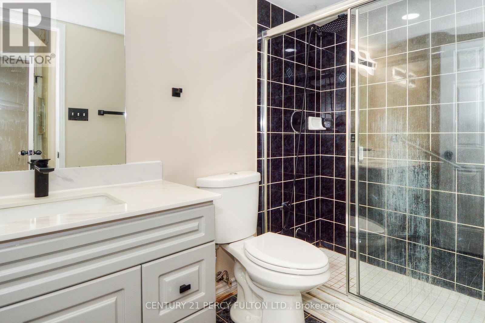 Photo 10 of 307 32 Tannery Street, Mississauga ON
