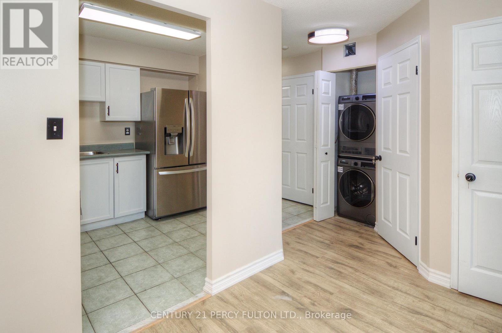 Photo 14 of 307 32 Tannery Street, Mississauga ON