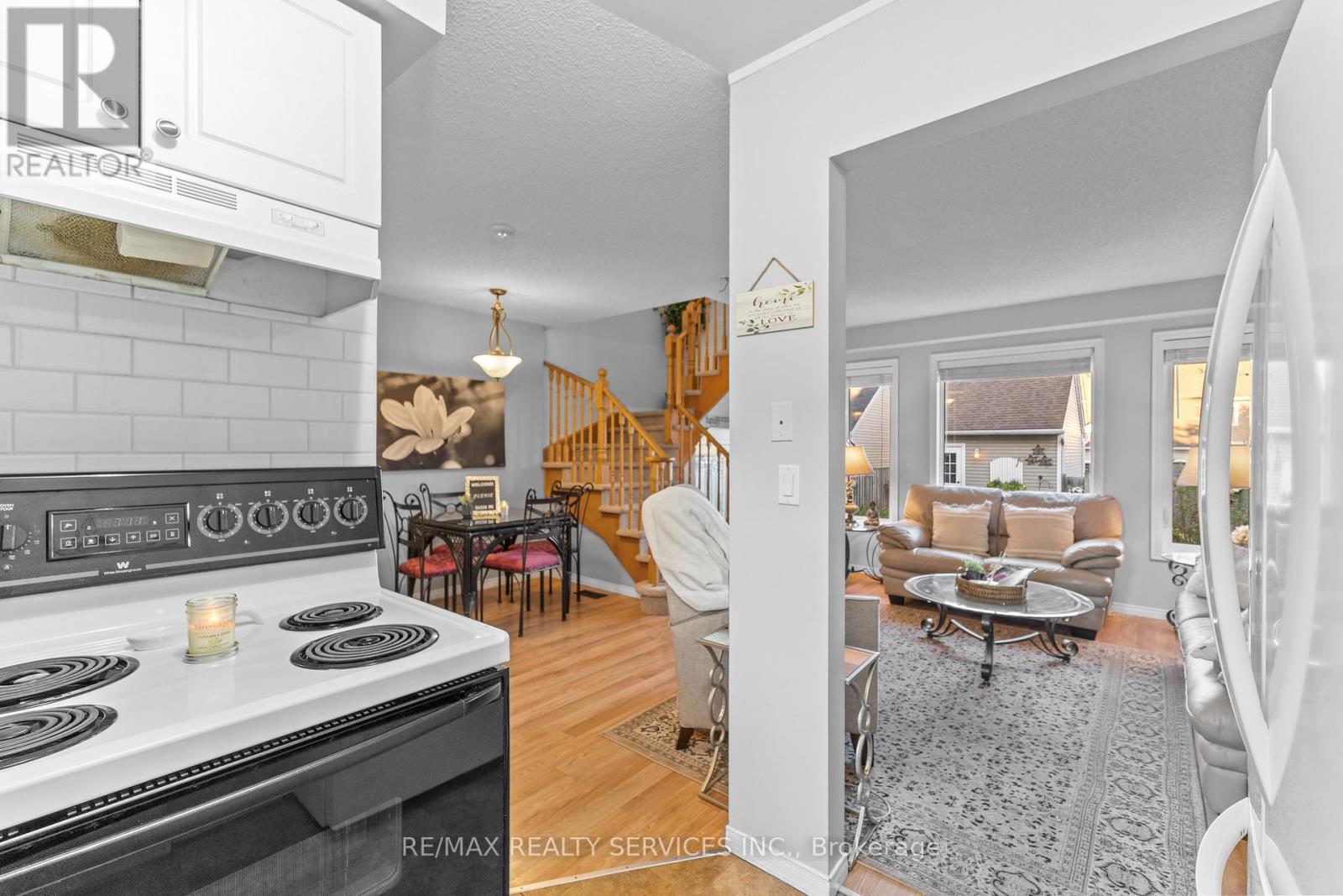 Photo 17 of 310 Dogwood Street, Orangeville ON