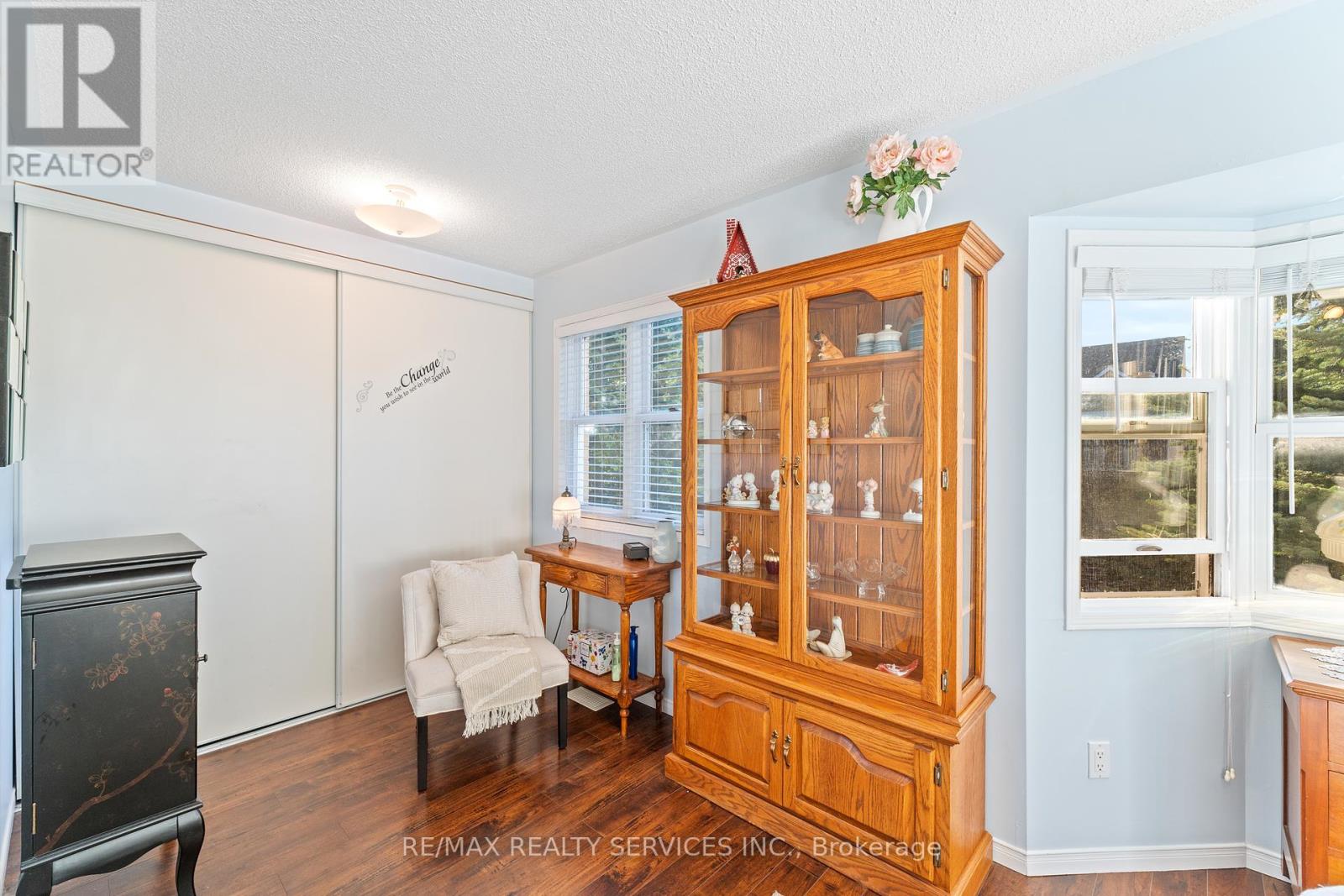 Photo 24 of 310 Dogwood Street, Orangeville ON