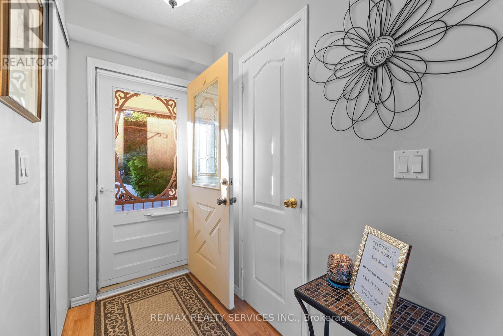 Photo 5 of 310 Dogwood Street, Orangeville ON