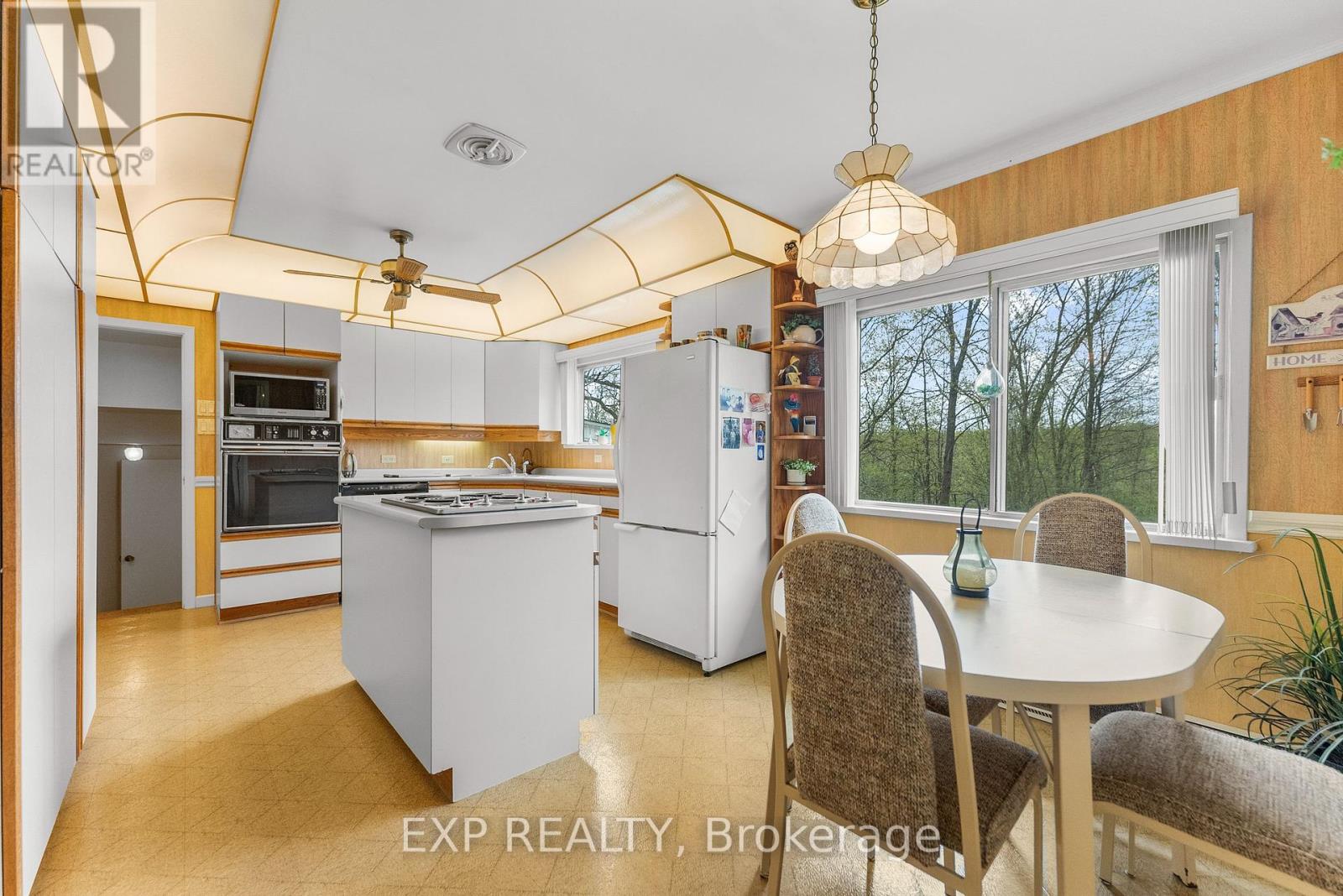 Photo 14 of 301 Opeongo Road, Renfrew ON