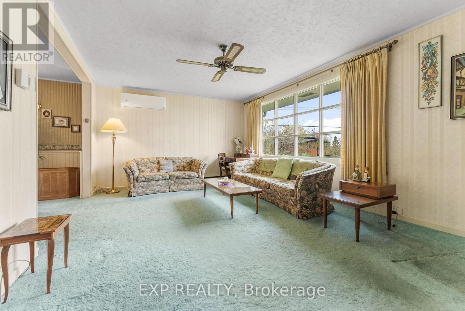 Photo 17 of 301 Opeongo Road, Renfrew ON