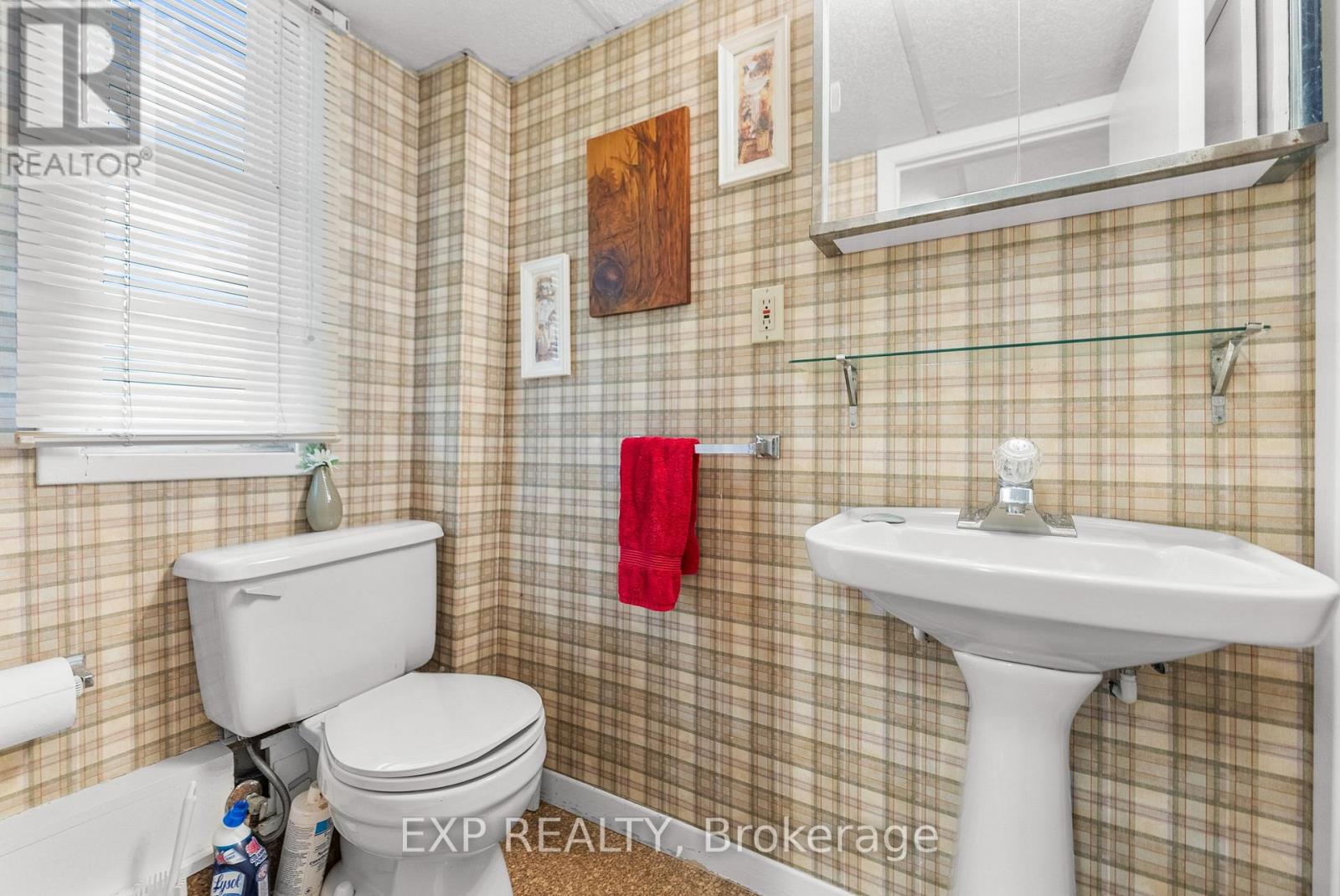 Photo 30 of 301 Opeongo Road, Renfrew ON
