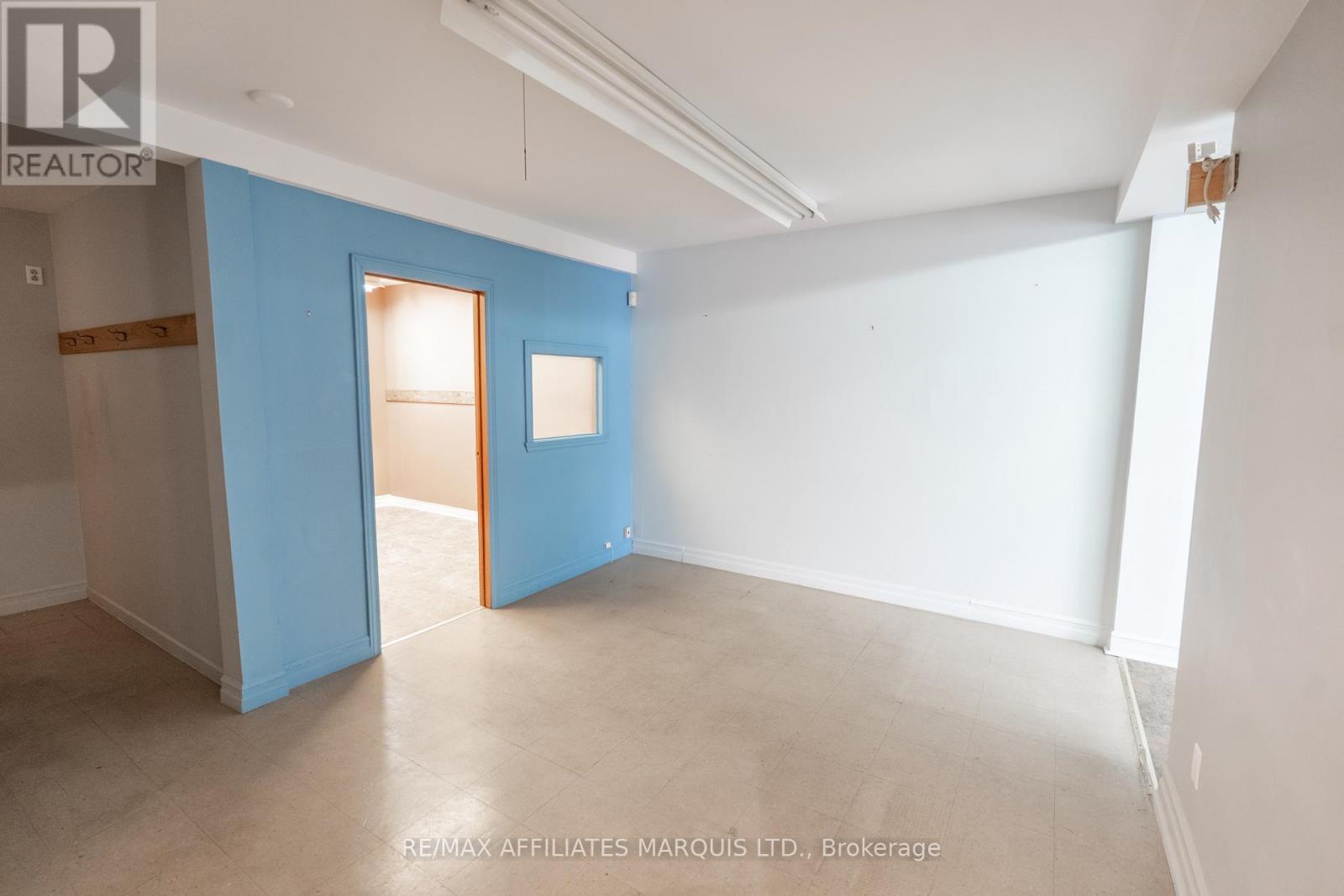 Photo 24 of 714 716 Pitt Street, Cornwall ON