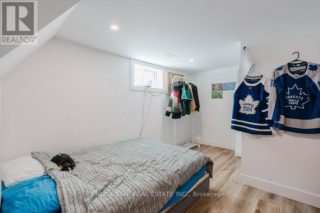 Photo 12 of Lower 859 Upper Ottawa Street, Hamilton ON