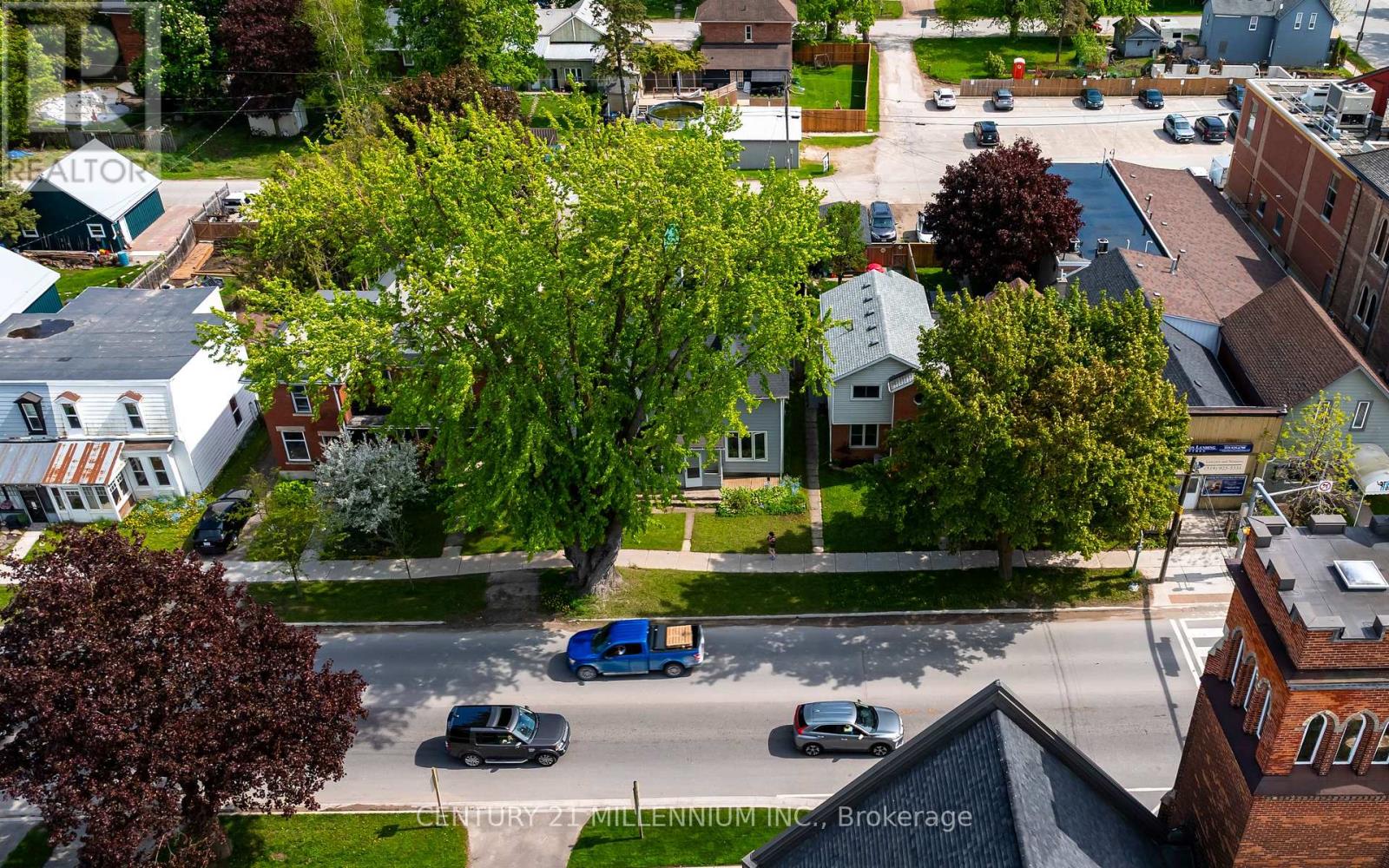 Photo 31 of 217 Main Street W, Shelburne ON