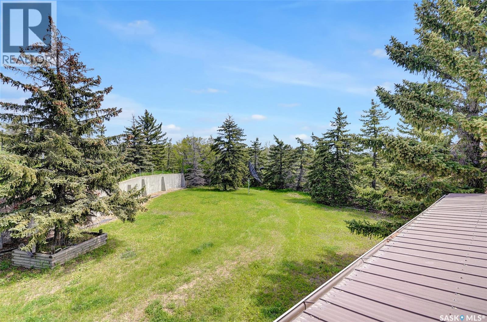Photo 47 of 1055 7th Avenue Sw, Moose Jaw SK