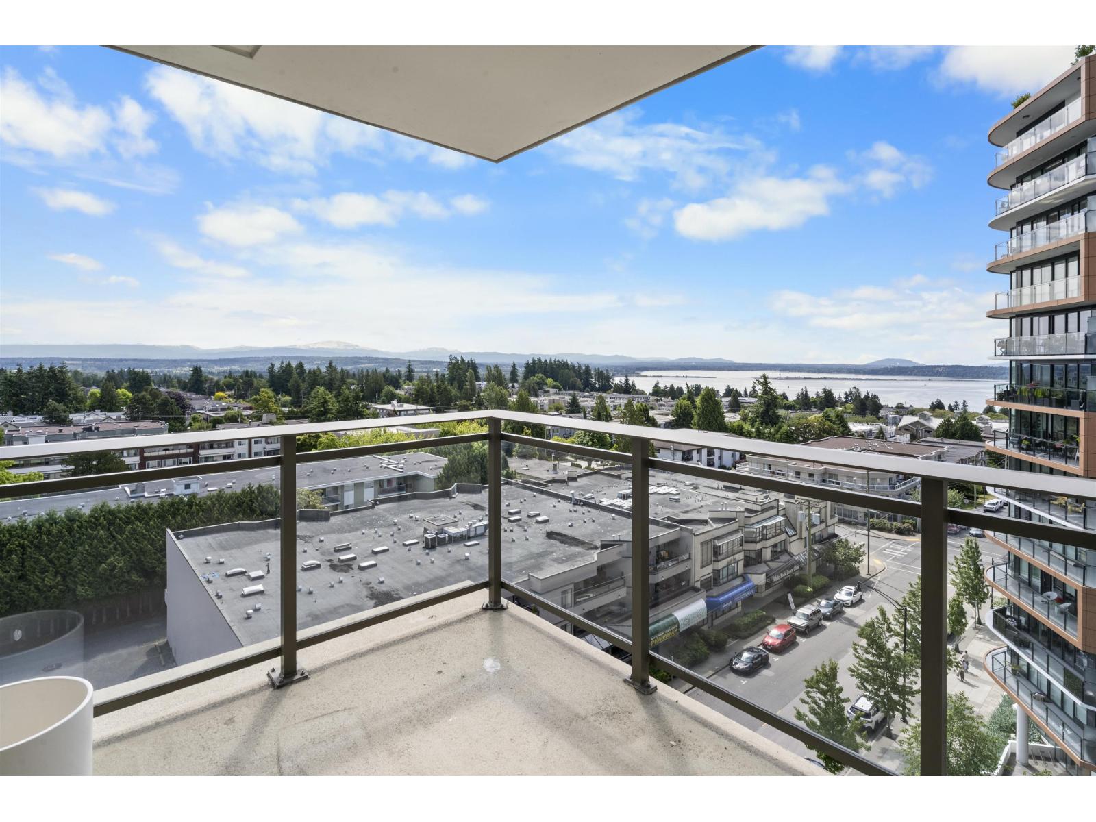Photo 38 of 1105 1455 George Street, White Rock BC