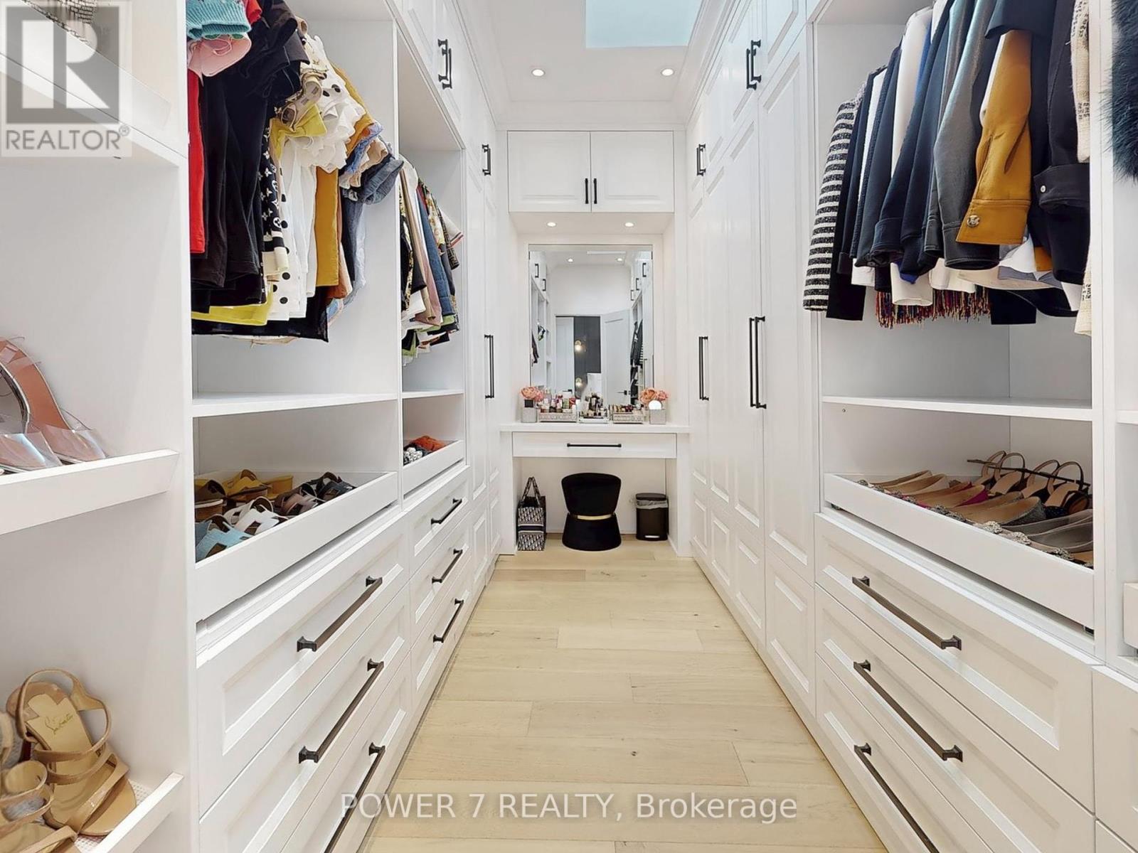 Photo 23 of 34 Dresden Road, Toronto ON
