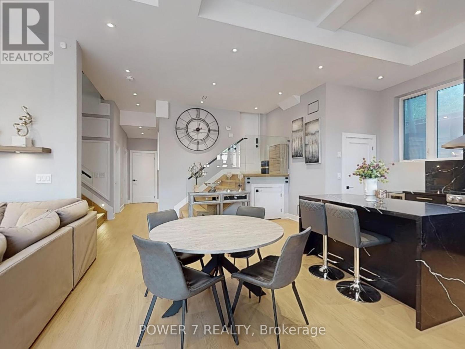 Photo 37 of 34 Dresden Road, Toronto ON