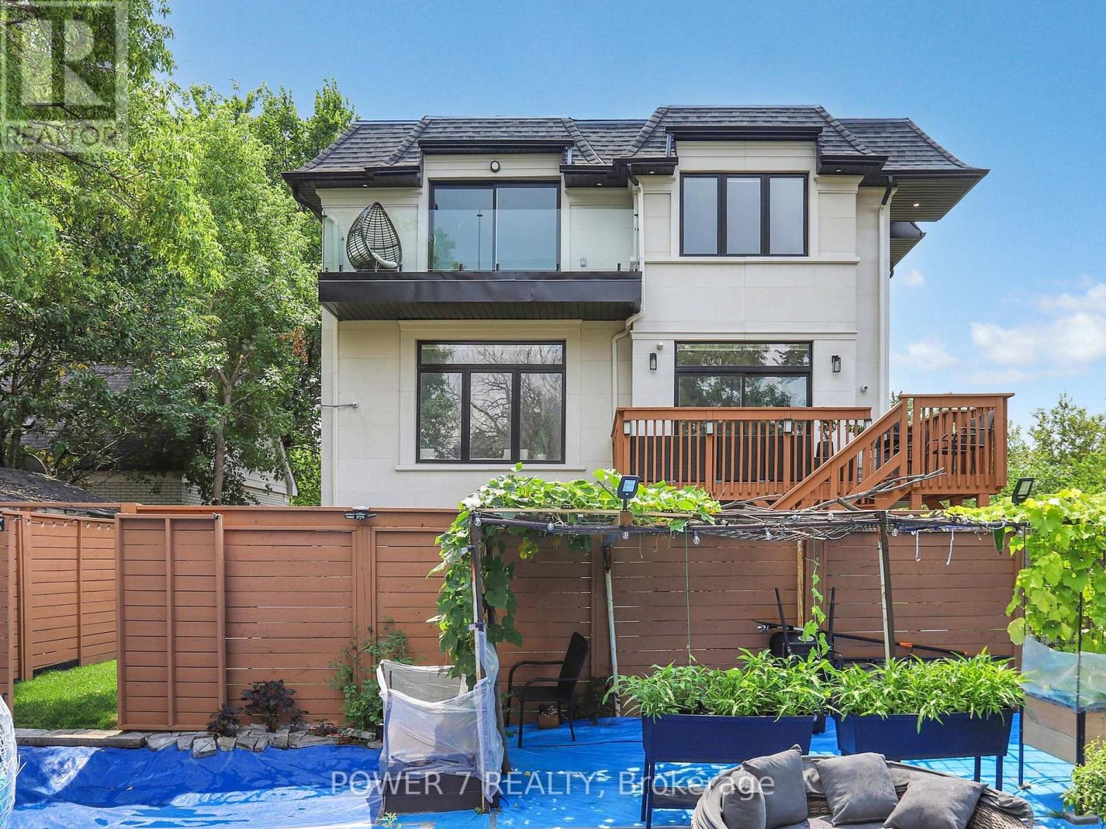 Photo 42 of 34 Dresden Road, Toronto ON