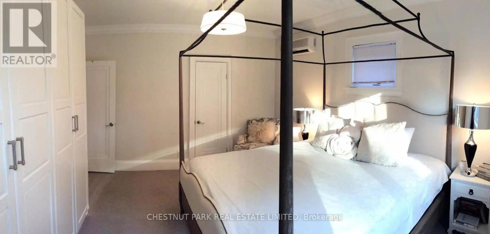 Photo 10 of Upper 472 Oriole Parkway, Toronto ON
