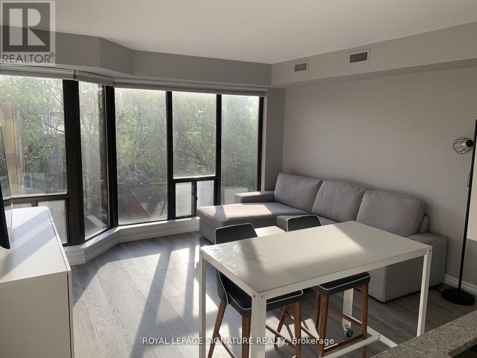 Photo 2 of 308 456 College Street, Toronto ON