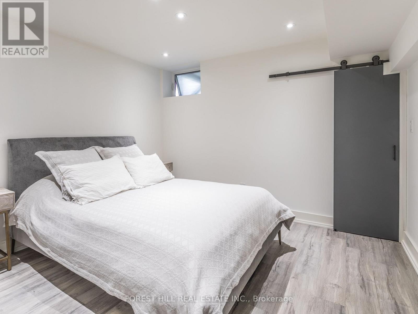 Photo 4 of 20 St Annes Road, Toronto ON