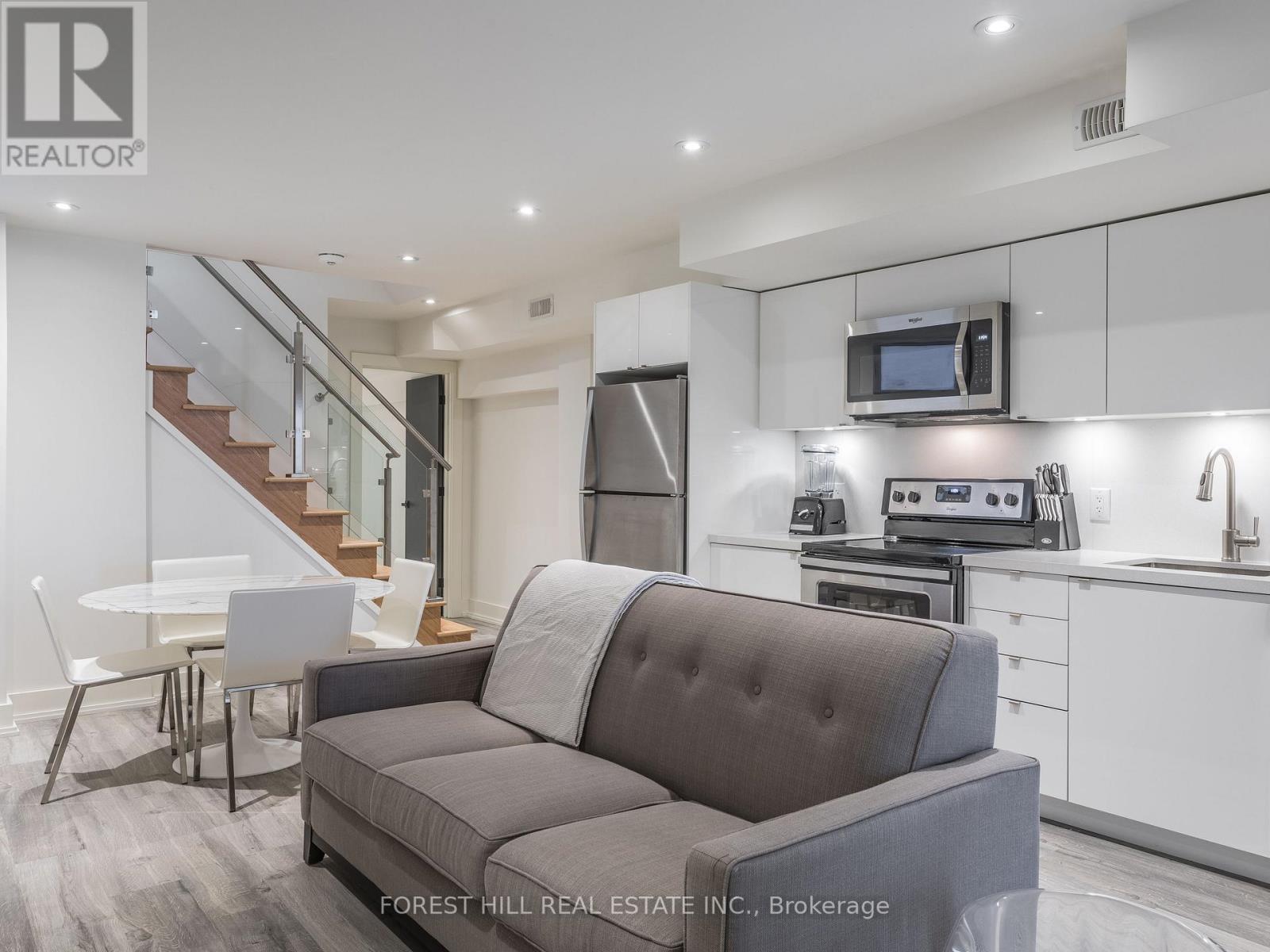 Photo 11 of 20 St Annes Road, Toronto ON