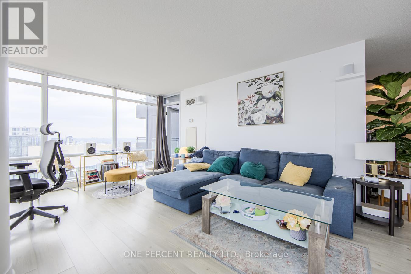 Photo 22 of 5007 25 Telegram Mews, Toronto ON