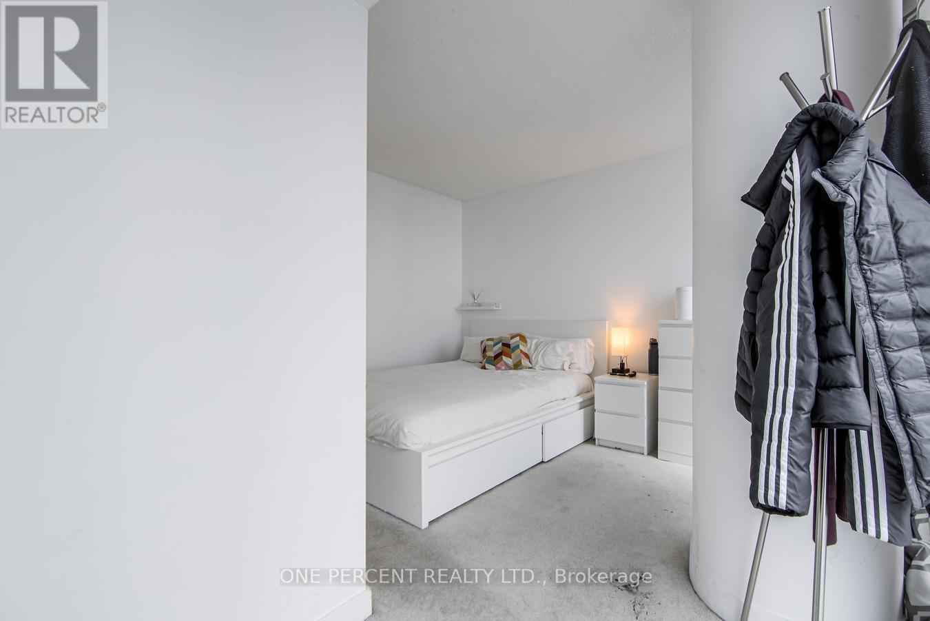 Photo 25 of 5007 25 Telegram Mews, Toronto ON