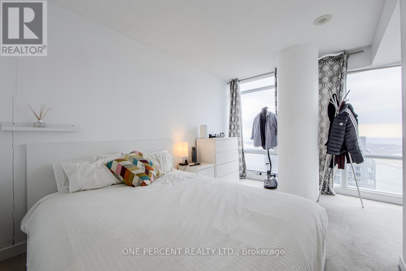 Photo 27 of 5007 25 Telegram Mews, Toronto ON