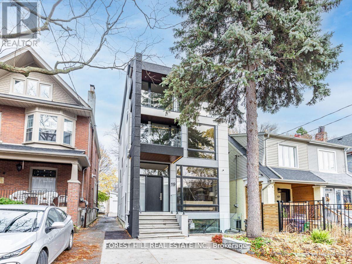 Photo 1 of 19 Devon Road, Toronto ON