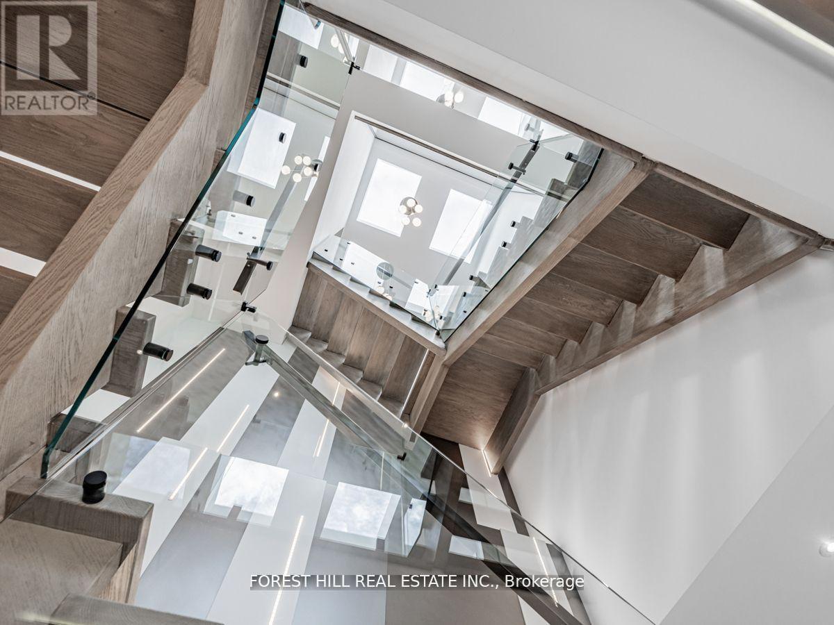 Photo 12 of 19 Devon Road, Toronto ON