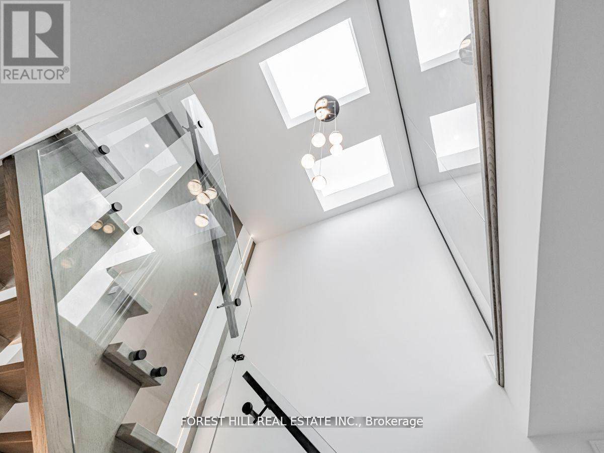 Photo 20 of 19 Devon Road, Toronto ON
