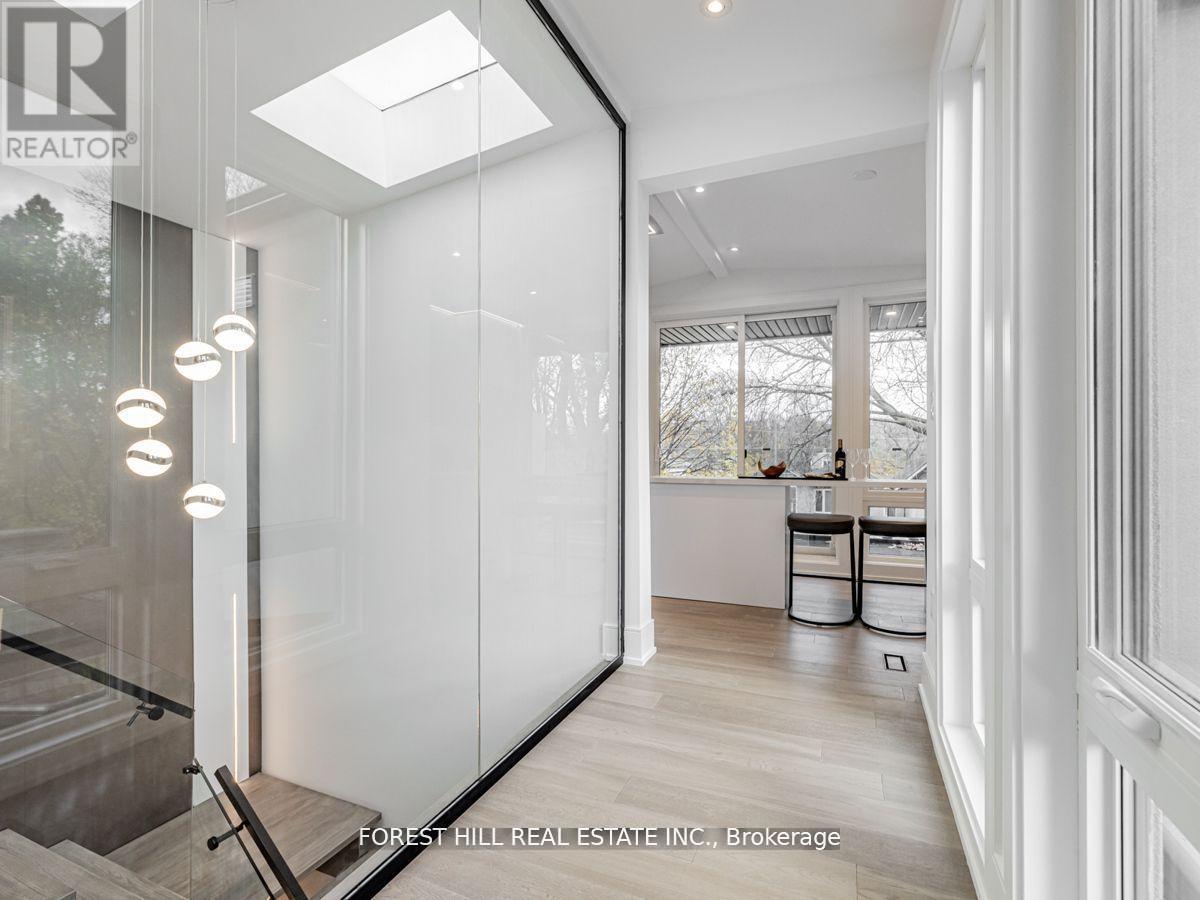 Photo 32 of 19 Devon Road, Toronto ON