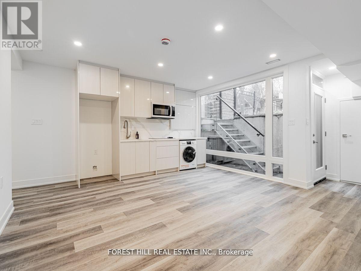 Photo 36 of 19 Devon Road, Toronto ON